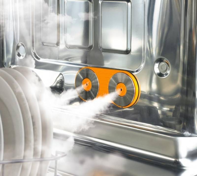 Hvad du kan og ikke kan gøre i opvaskemaskinen: Specifikke opvaskemuligheder for forskellige materialer