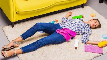 Der Schaden und Nutzen eines Luftbefeuchters: die Vor- und Nachteile der Verwendung von Geräten in einer Wohnung