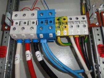 Sådan laver du elektriske ledninger og belysning med dine egne hænder i garagen - skema, kabelberegning og installationsteknikker