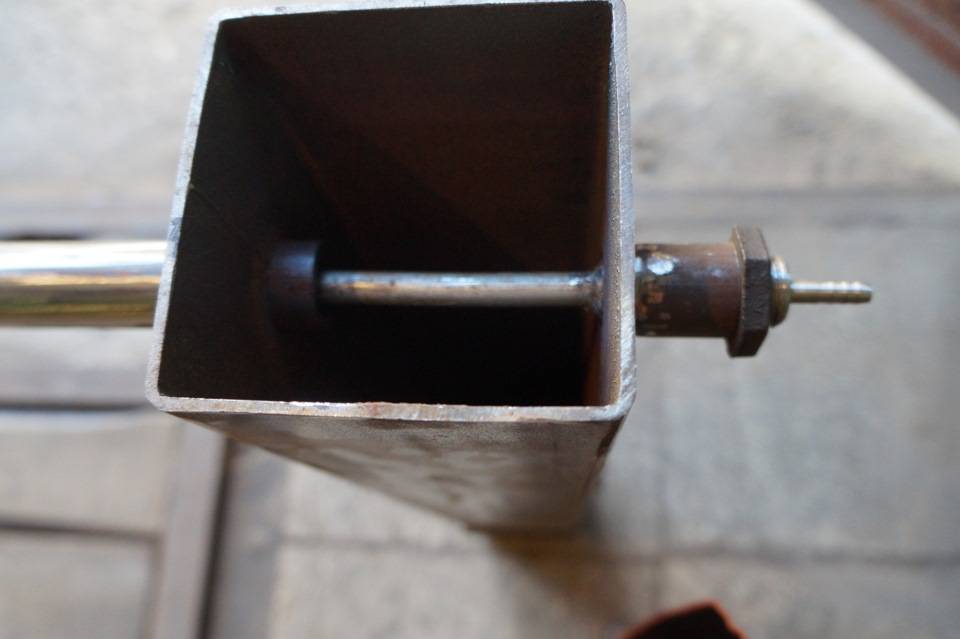 Wie man mit eigenen Händen einen Rauchgenerator zum Kaltrauchen herstellt