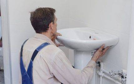 Kleine Waschbecken: die Nuancen der Auswahl und Installation + eine Fotoauswahl von Ideen
