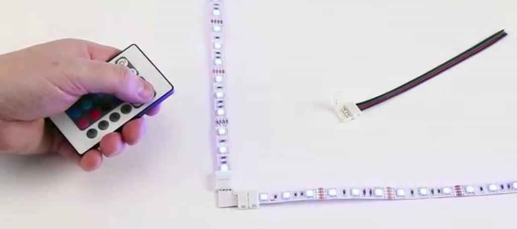 Wie schließe ich den LED-Streifen an? Löten oder Stecker? was ist besser?