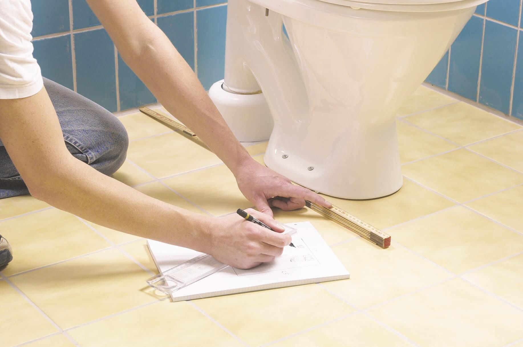 So befestigen Sie die Toilette am Boden: eine Übersicht der Installationsmethoden