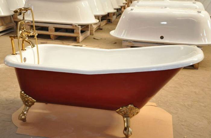 Vor- und Nachteile einer Acrylbadewanne, Reparaturmethoden und Pflegeregeln