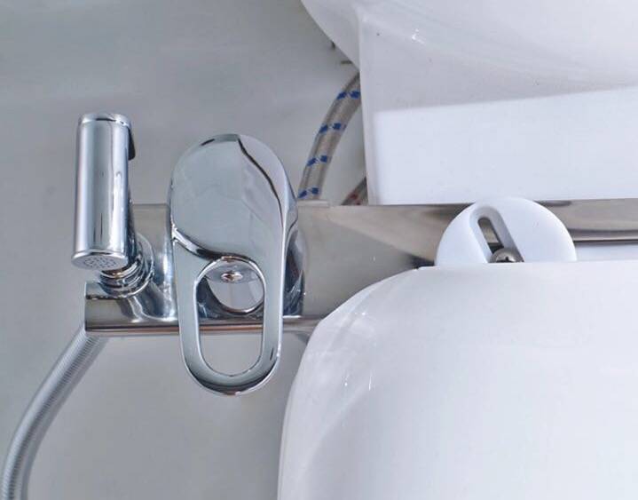 WC-Bidet-Set – Zweck und Nutzen. Drücken Sie!