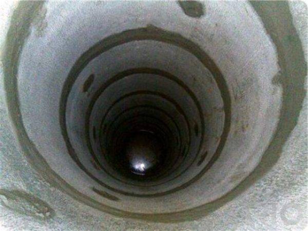 Wie man aus Betonringen eine Zweikammer-Klärgrube baut: Bauanleitung