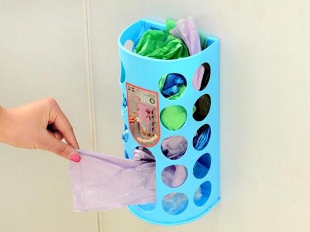 So bewahren Sie Taschen in der Küche auf - Ideen und Lifehacks, wo Sie Plastiktüten aufbewahren können, zu Hause aufbewahren, wie man sie faltet