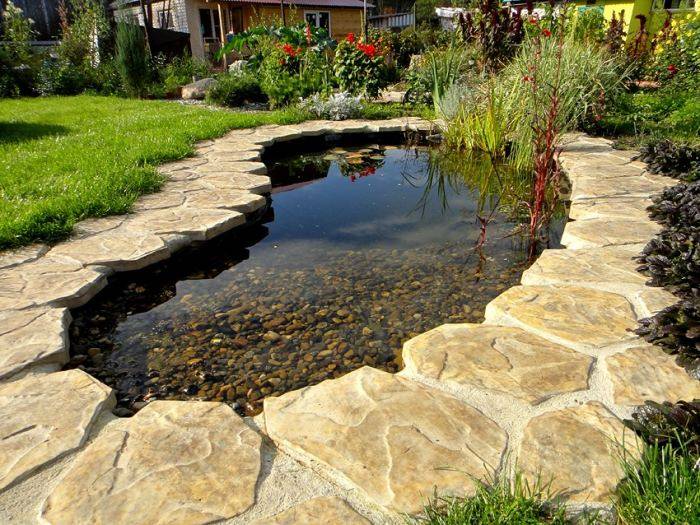So bauen Sie einen Teich mit Ihren eigenen Händen: Anweisungen zum Erstellen und Pflegen eines Teichs auf einem persönlichen Grundstück