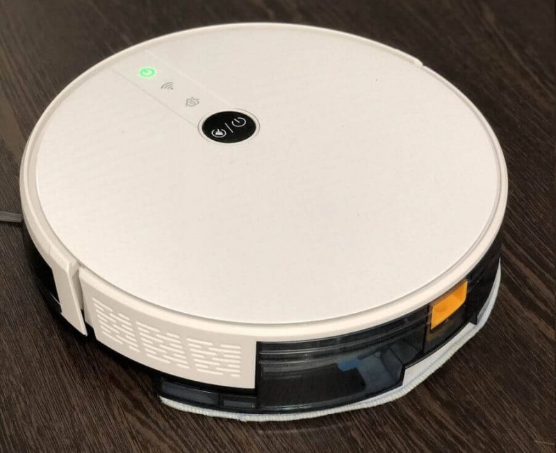 Anmeldelse af Panda i5-støvsugerrobotten: en hybridenhed med videokamera og Wi-Fi