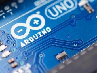 Smart hjem baseret på Arduino-controllere: design og organisering af kontrolleret rum