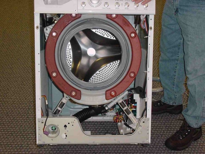 Gør-det-selv reparation af Indesit vaskemaskine: en oversigt over almindelige fejl og hvordan de løses