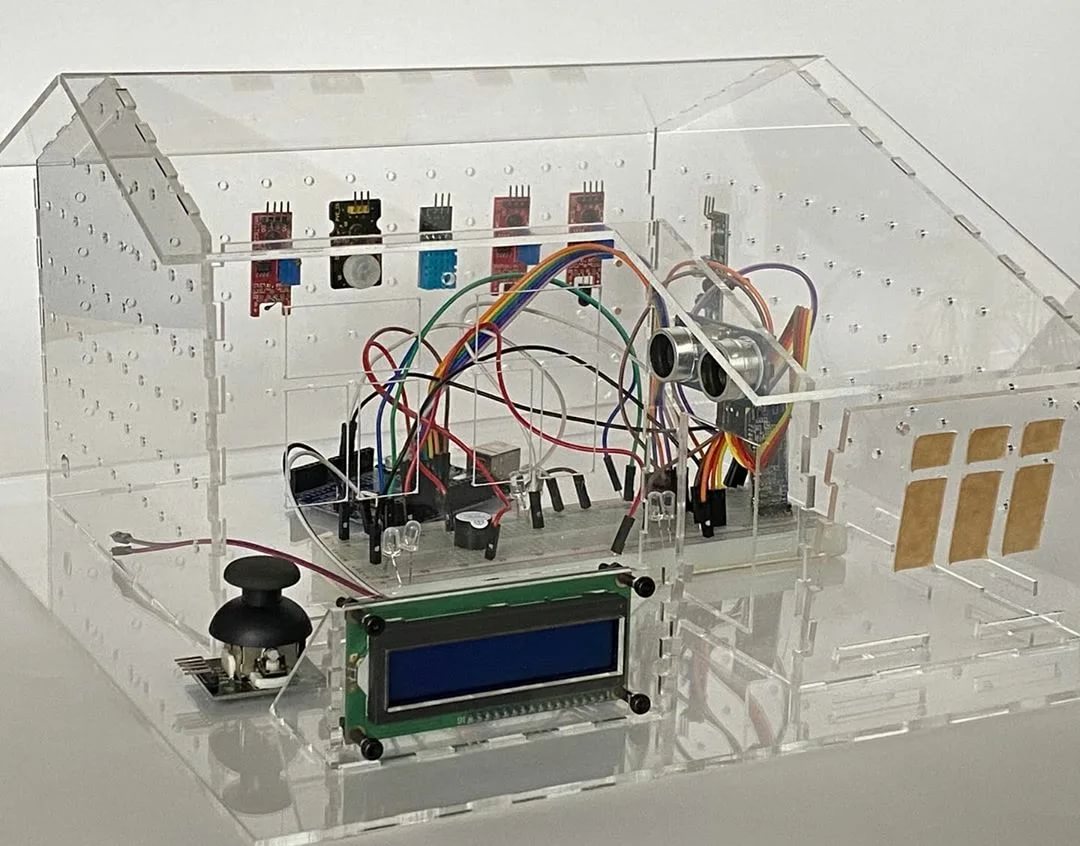 So bauen Sie mit Ihren eigenen Händen ein Smart Home auf Arduino: Anschließen von Peripheriegeräten und Programmieren