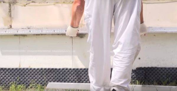 Wie man in einem Privathaus mit eigenen Händen eine Wasserrohrisolierung herstellt