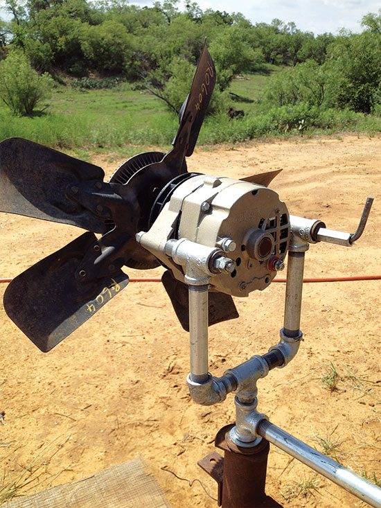 Wie man mit eigenen Händen aus einem Autogenerator einen Windgenerator baut und installiert - Anleitung mit Fotos, Diagrammen und Videos