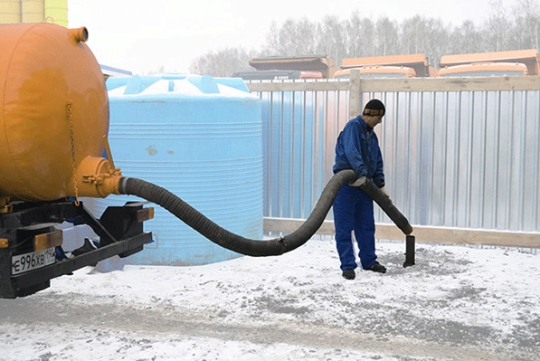 Hvordan man fjerner lugten fra septiktanken