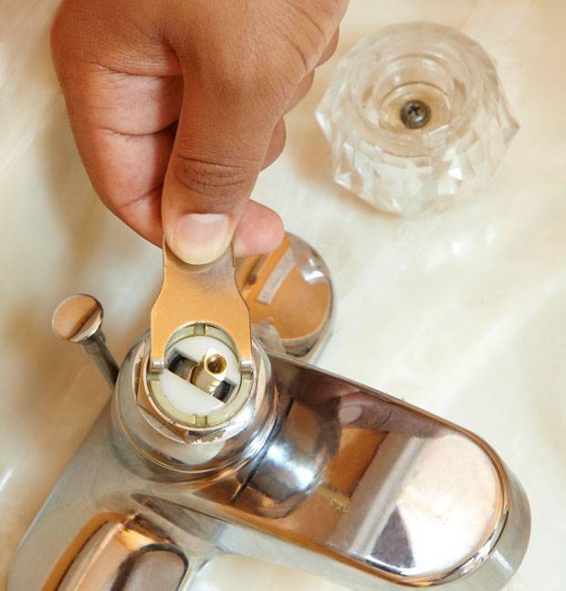 Was tun, wenn der Wasserhahn undicht ist