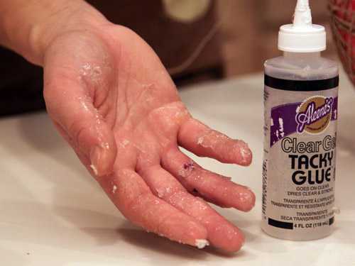 7 Möglichkeiten, einen Designer-Kronleuchter aus Dingen zu machen, die immer zur Hand sind
