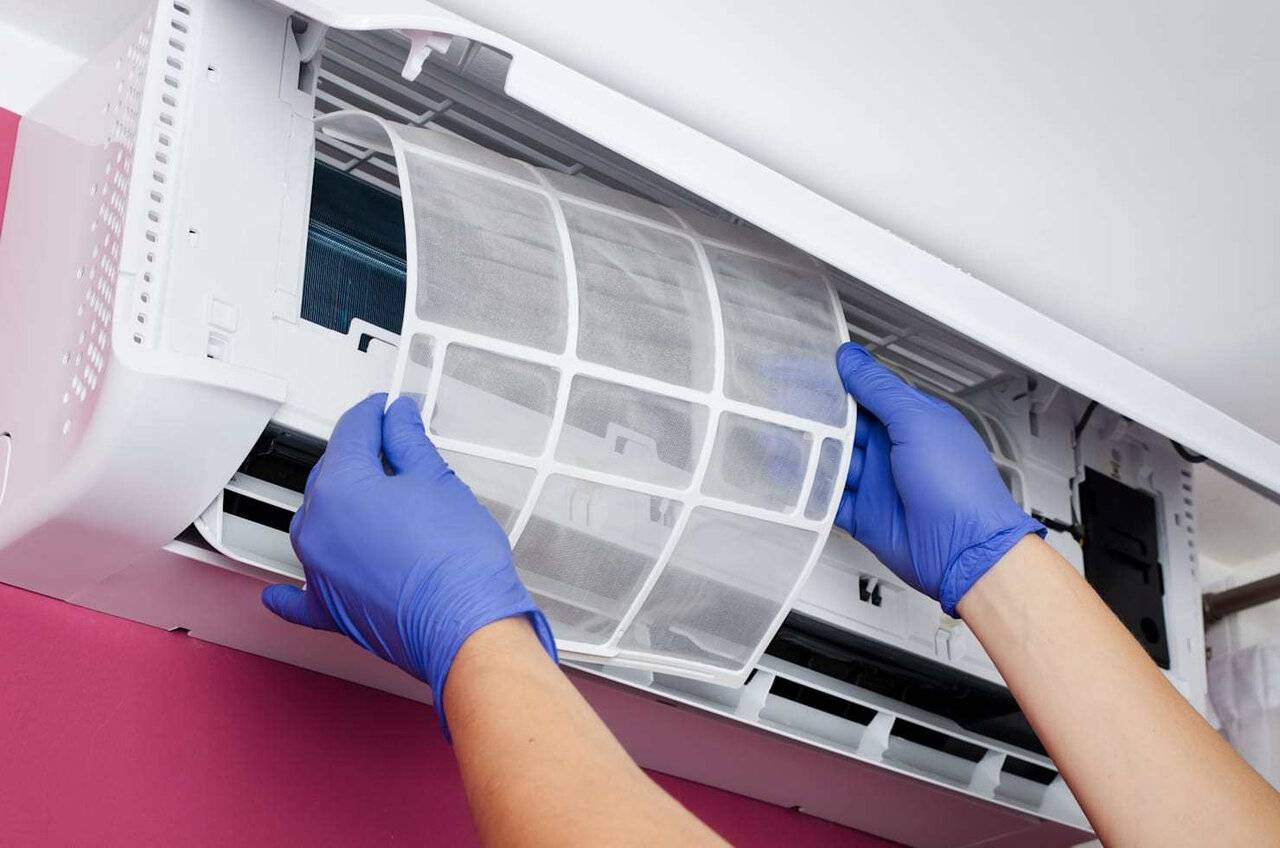 Do-it-yourself-Klimaanlagenreinigung - Wartung der Innen- und Außeneinheit