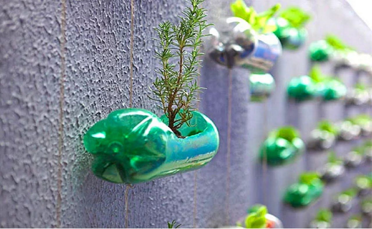 Der ganze Müll im Geschäft: 3 interessante Ideen für die Verwendung von Plastikflaschen
