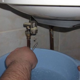 So lassen Sie Wasser aus einem Kessel ab - Anleitung für Anfänger, wie Sie Wasser schnell und einfach ablassen (110 Fotos)