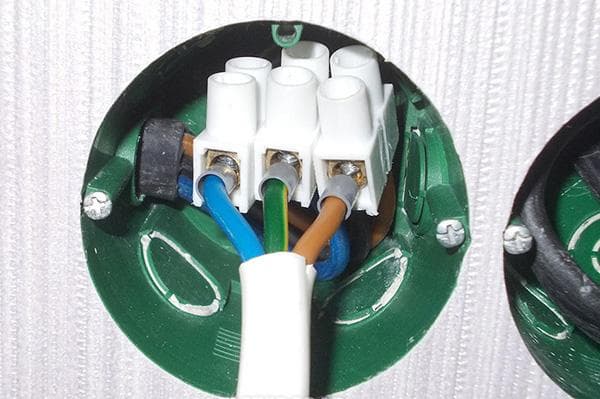 Möglichkeiten zum Anschließen elektrischer Kabel: Arten von Verbindungen + technische Nuancen