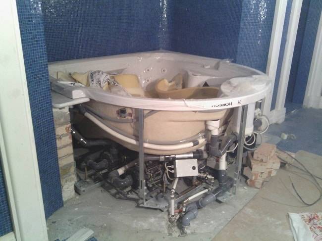 Whirlpool und Hydromassage-Ausrüstung