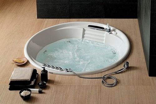 Whirlpool und Hydromassage-Ausrüstung