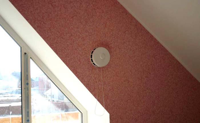 So installieren Sie ein Versorgungsventil mit Ihren eigenen Händen in der Wand: Schritt-für-Schritt-Anleitung für die Arbeit