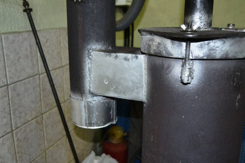 Altölkessel mit Wasserkreislauf. Zeichnungen und DIY-Anleitungen