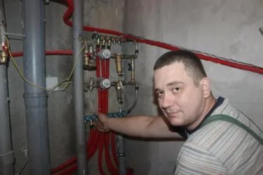 Warum Wasserleitungen in Wohnungen brummen und wie man damit umgeht