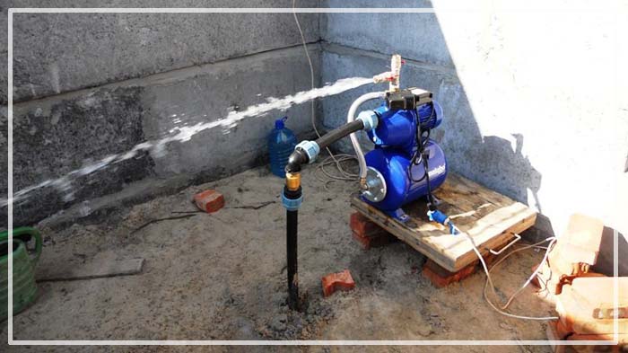 Vedligeholdelse af en brønd til vand: regler for den kompetente drift af en mine