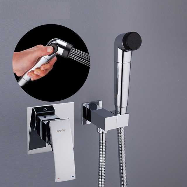 Installation einer Hygienedusche (38 Fotos): So installieren Sie einen Wandmischer mit Ihren eigenen Händen in der Toilette, Platzierungshöhe, wie Sie ihn richtig anschließen