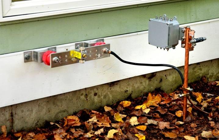 DIY Werkbank in der Garage: Aufbauanleitung zu Hause