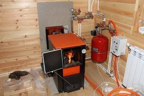 Gør-det-selv ventilationsanordning i et hus med gasapparater