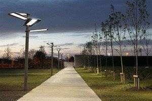 Solarbetriebene Straßenbeleuchtung