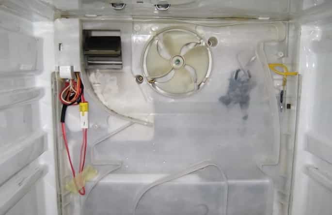 Kühlschrank Samsung Zweikammer No Frost Fehlfunktionen: Do-it-yourself-Reparatur, Samsung kennt Frost, Beseitigung