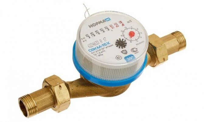Warmwasserzähler mit Temperatursensor für eine Wohnung: Welcher zu wählen ist, der Preis eines Zählers, die Vor- und Nachteile intelligenter Geräte und wie man sie richtig installiert