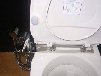 Bidet-Aufsatz für das WC: eine Übersicht über die Arten von Bidet-Aufsätzen und Methoden zu ihrer Montage