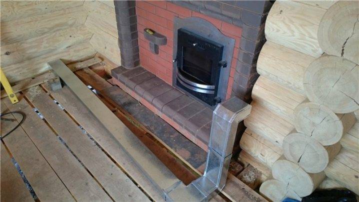 Konstruktionsdetaljer og praktiske detaljer om ventilation i saunaen