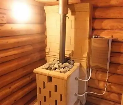 Komfur til et russisk bad: TOP-10 og retningslinjer for valg af den bedste model af en saunaovn-varmer