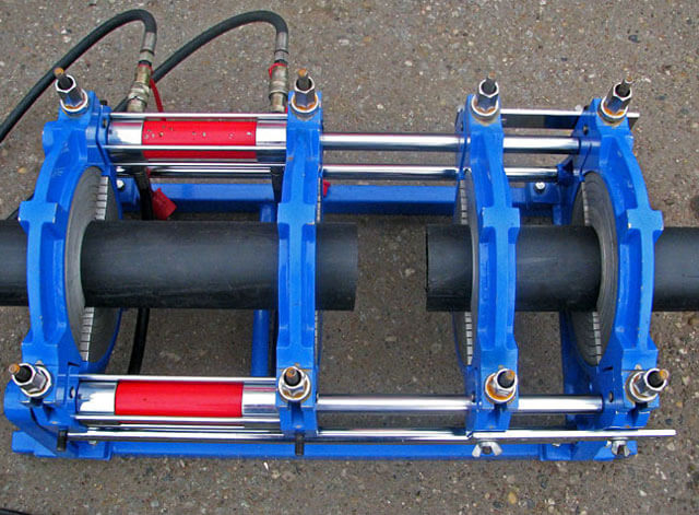 Svejsemaskine til polyethylenrør: hvilken er bedre at købe, og hvordan man bruger den korrekt