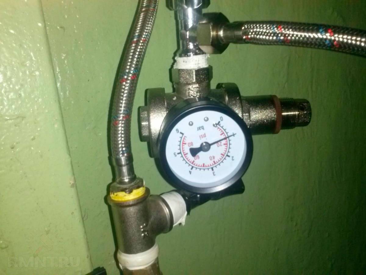 Wie funktioniert der Wasserdruckminderer im Wasserversorgungssystem: Wie ist er angeordnet, das Funktionsprinzip des Geräts, wie wird er demontiert?