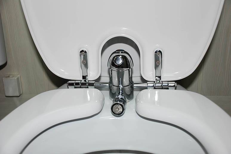 So schließen Sie das Abwasser-Bidet richtig an nützliche Tipps