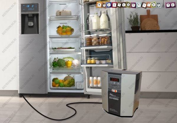 Spændingsstabilisator til køleskabet: hvordan man vælger den rigtige beskyttelse
