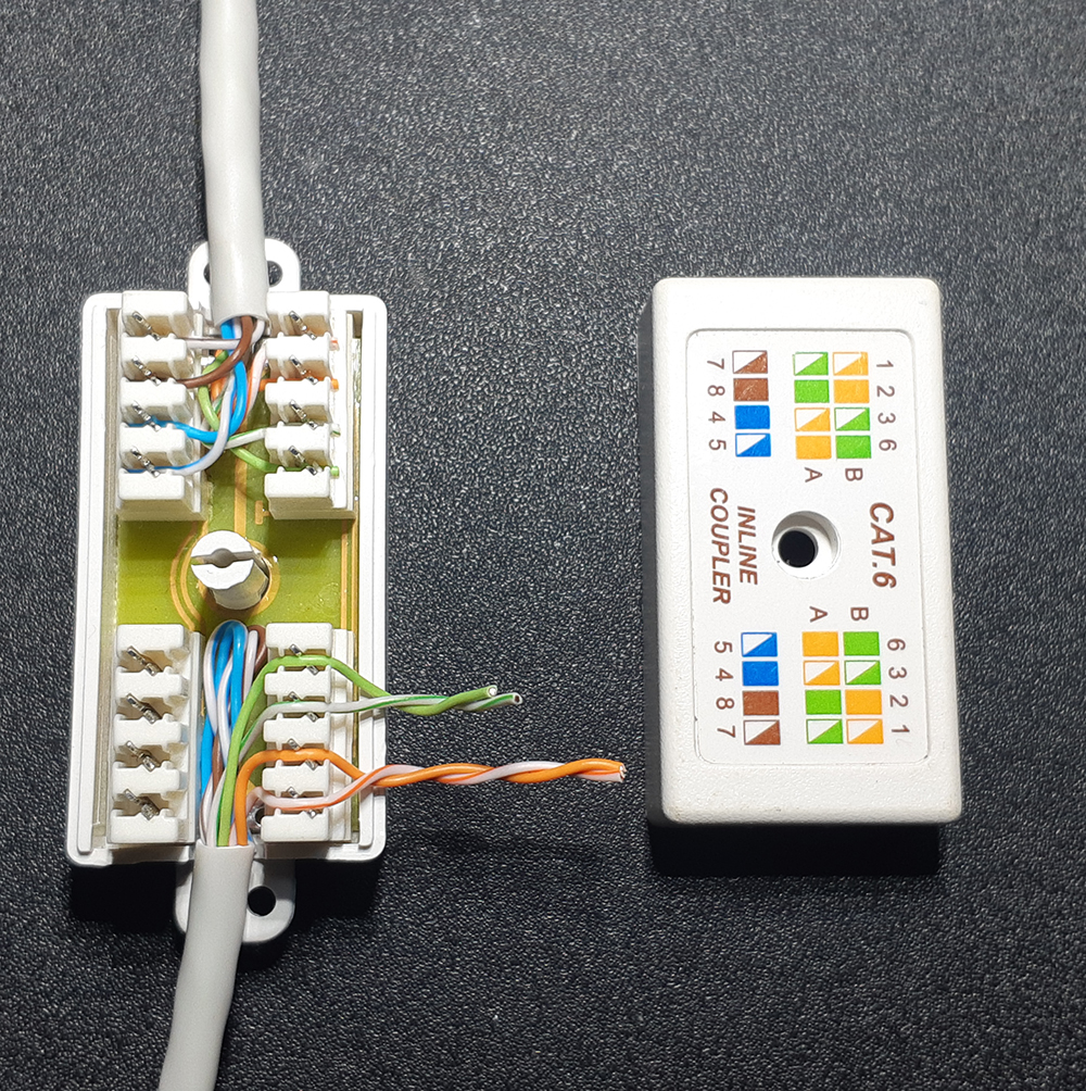 So verbinden Sie ein Internetkabel (Twisted Pair) miteinander