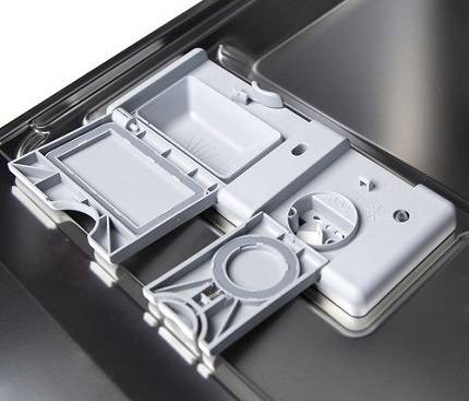 Überblick über den Geschirrspüler Electrolux ESL94200LO: Was sind die Gründe für seine große Beliebtheit?